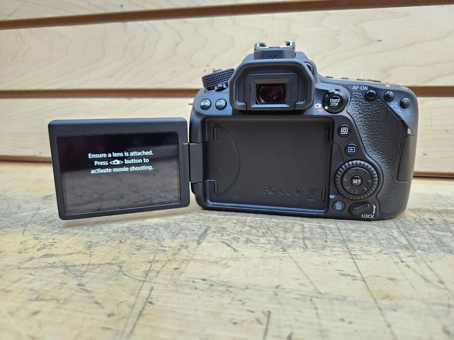 Canon EOS 80D with Canon Zoom Lens 18-55mm & 55-250mm & Accessories